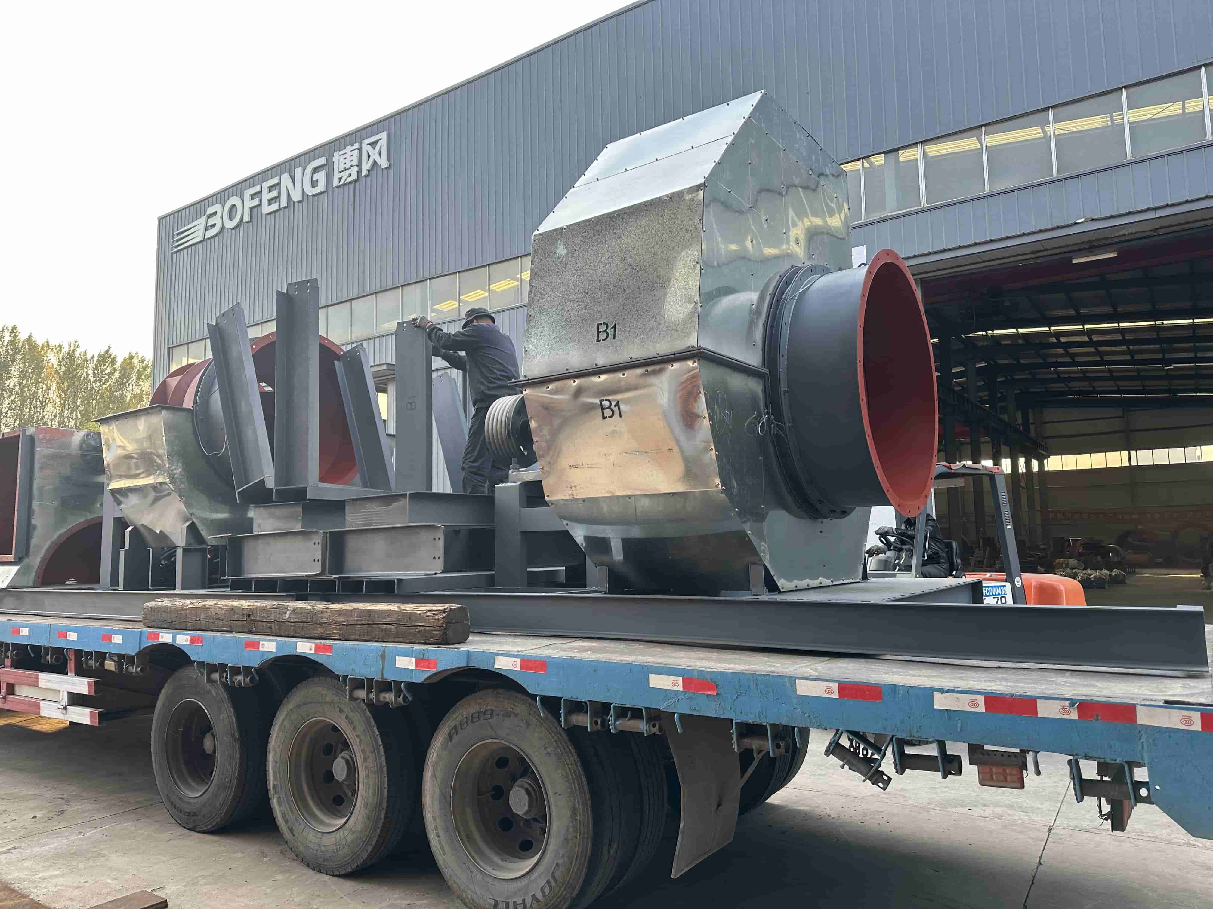 Estudo de Caso Carregamento e Envio de Ventiladores Centrífugos